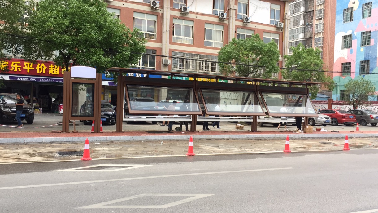 广东杏坛公交候车亭制作安装即将发货